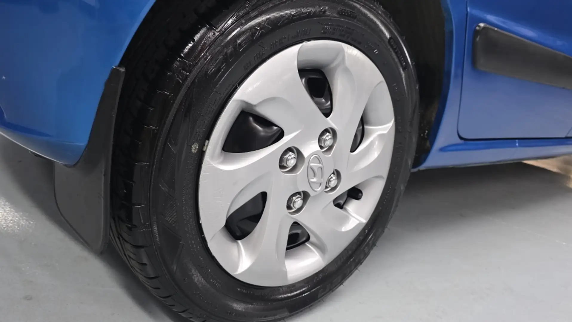 Hyundai Atos Prime 1.1 GLS Azul - 2