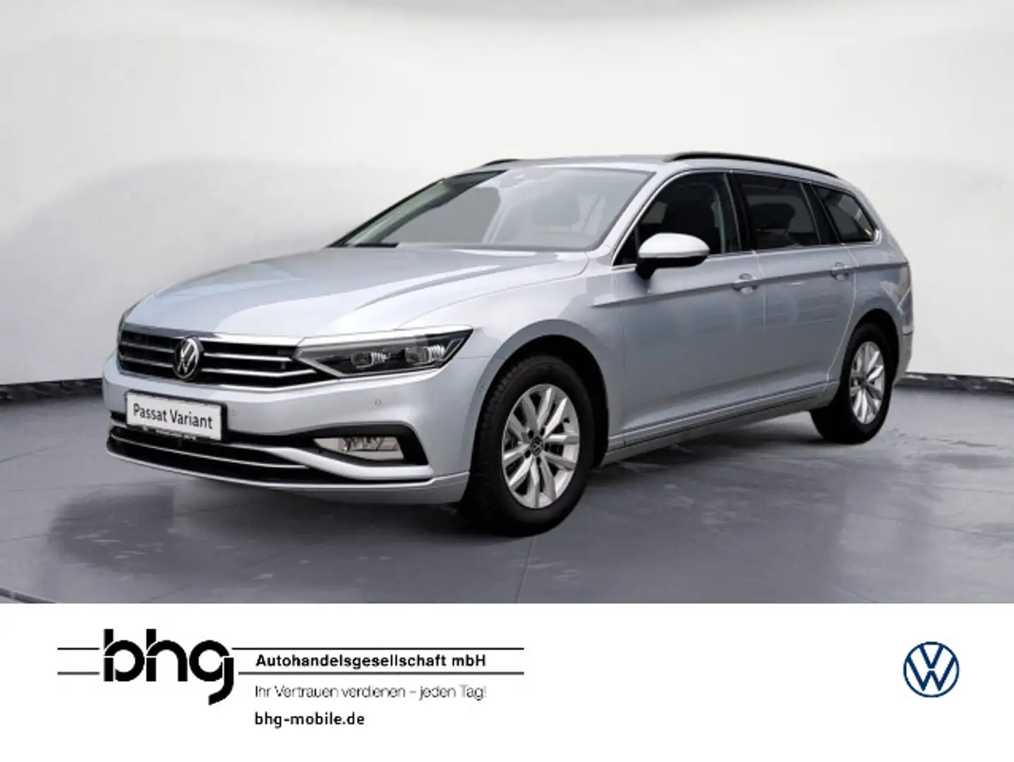 Volkswagen Passat Variant 2.0 TDI DSG Business AHK Massage Silber - 1
