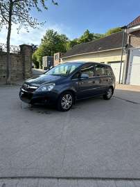 1.9 DT CDTi Cosmo DPF