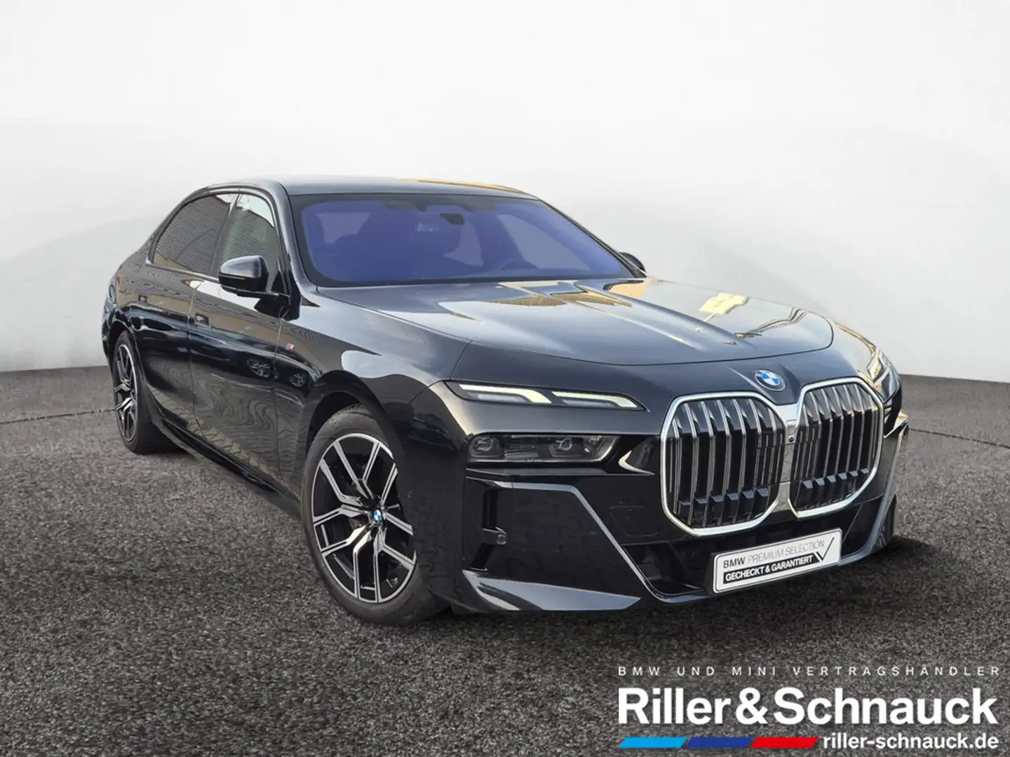 BMW 740 d xDrive M Sport TV+STANDHZG+PANO-SKY Schwarz - 2