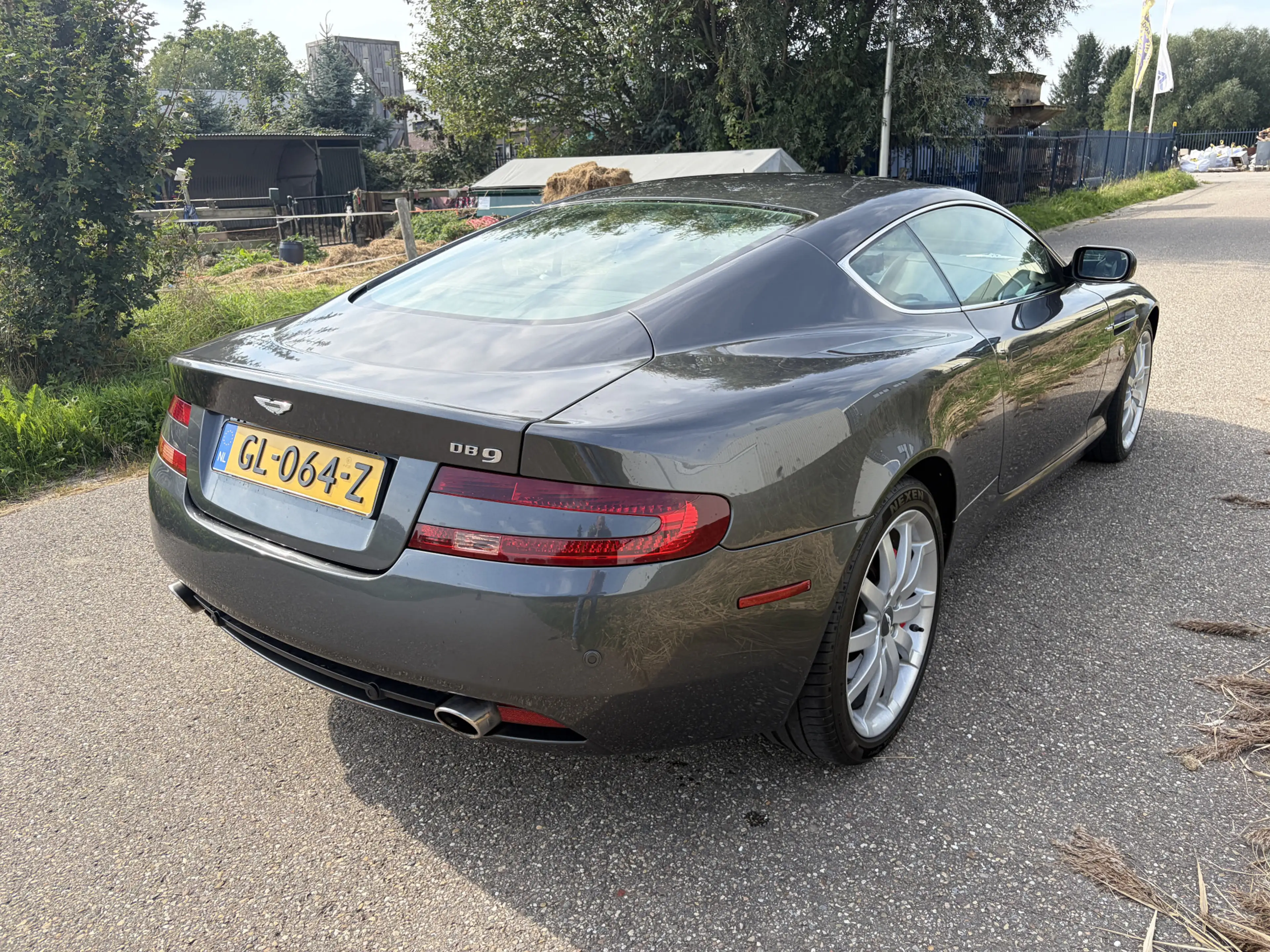 Aston Martin DB9 5.9 V12 Touchtronic / AUTOMAAT / LEER / NAVI / 85d — photo 15
