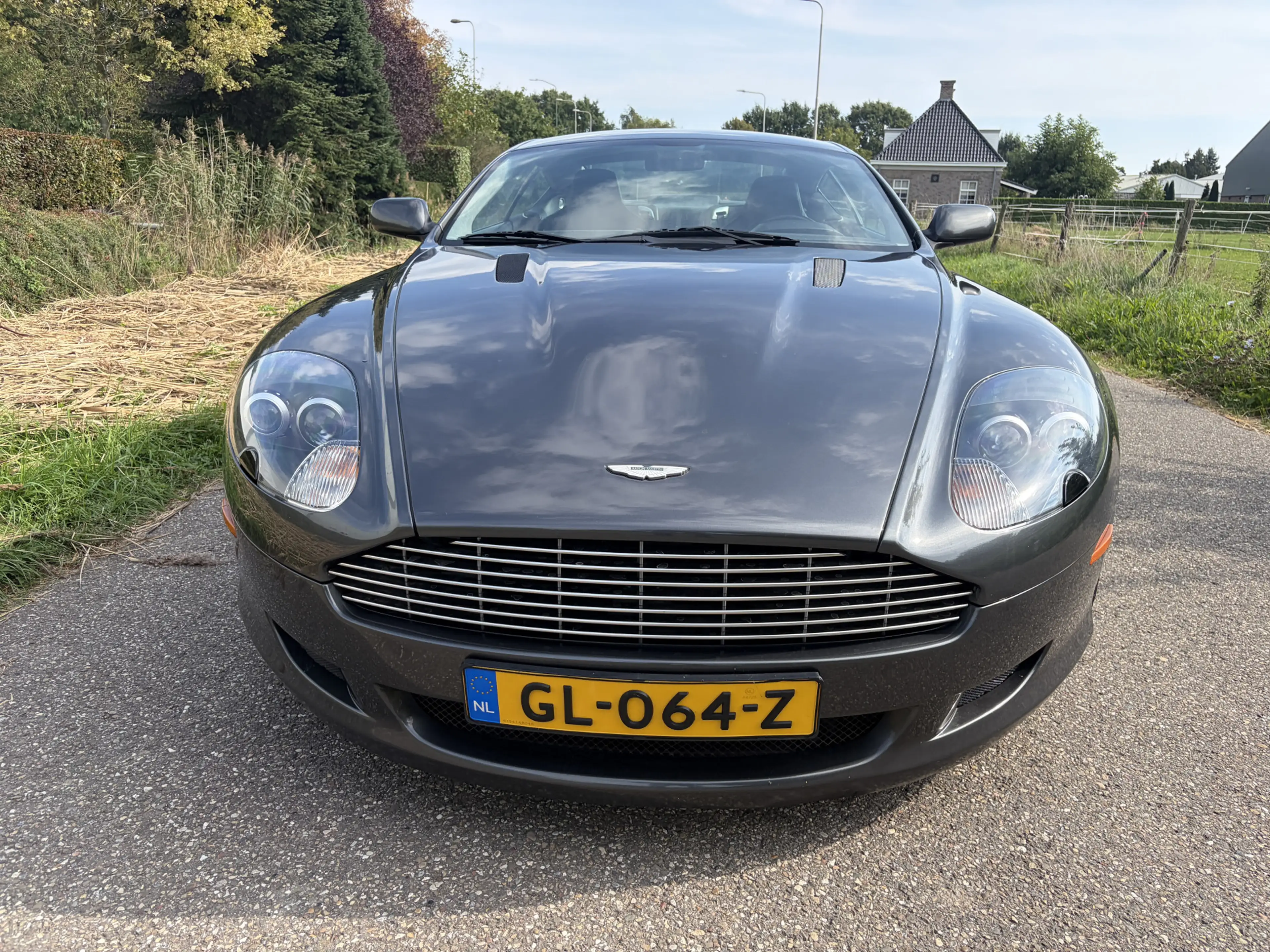 Aston Martin DB9 5.9 V12 Touchtronic / AUTOMAAT / LEER / NAVI / 85d — photo 19