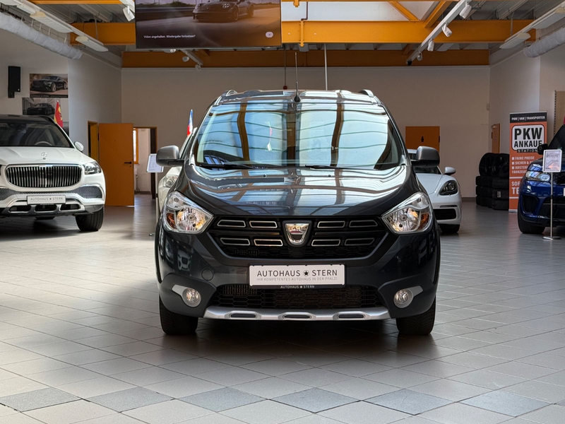 Dacia Lodgy Stepway|5-Sitzer|SHZ|PDC|Kamera|Klima|Navi — photo 9