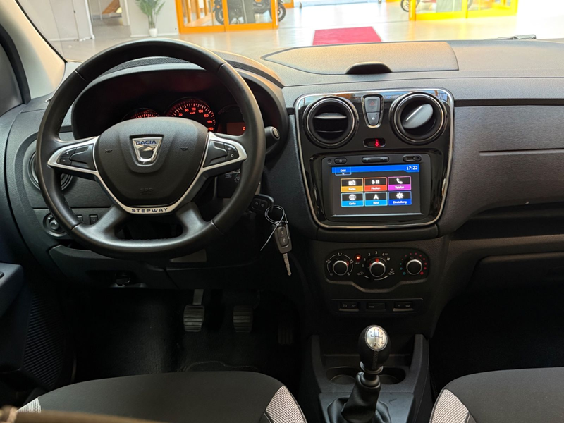 Dacia Lodgy Stepway|5-Sitzer|SHZ|PDC|Kamera|Klima|Navi — photo 12