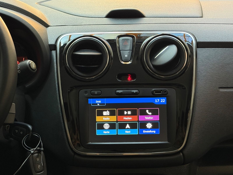 Dacia Lodgy Stepway|5-Sitzer|SHZ|PDC|Kamera|Klima|Navi — photo 15