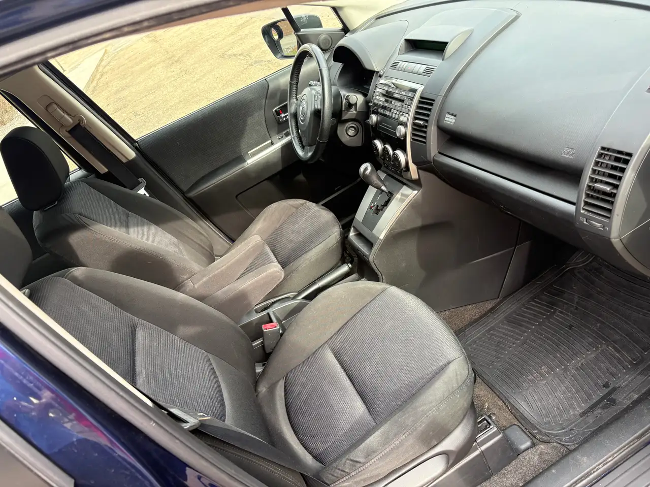 Mazda 5 photo Mazda 5
