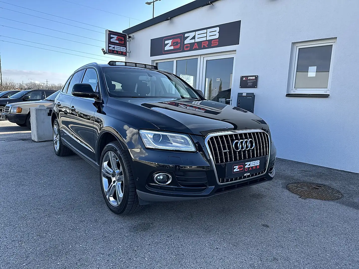 Audi Q5 2,0 TDI quattro Intense, Pano Schwarz - 1