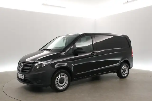 Mercedes-Benz Vito view 8