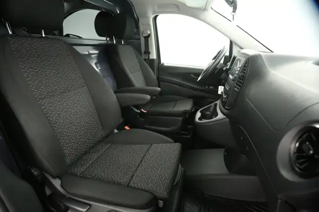 Mercedes-Benz Vito view 10