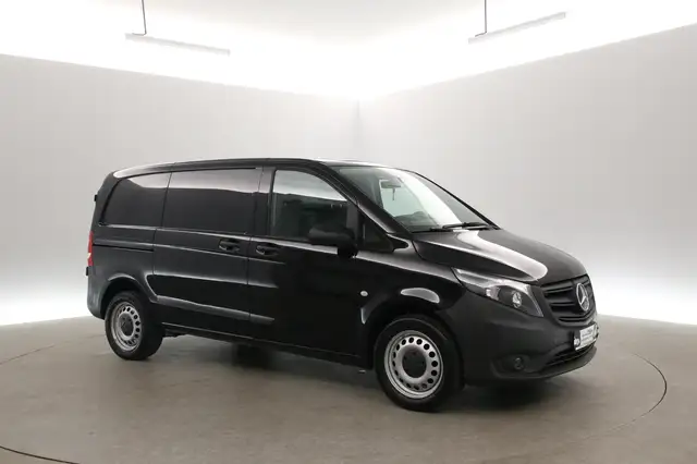 Mercedes-Benz Vito view 6