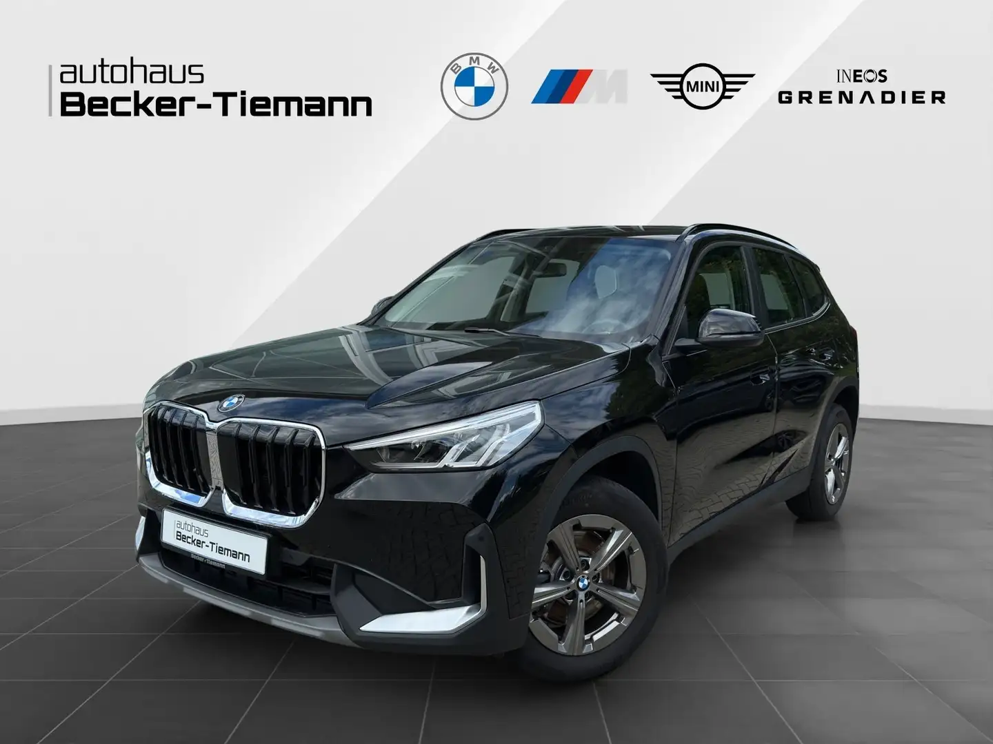 BMW X1 sDrive20i 17" / Lkrd Heizung / ParkAss / Sitzheiz Zwart - 1