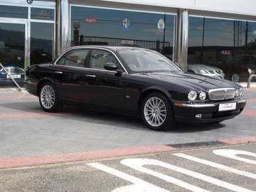 XJ6 2.7D V6 Executive Aut.