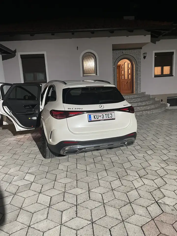 Mercedes-Benz GLC 220