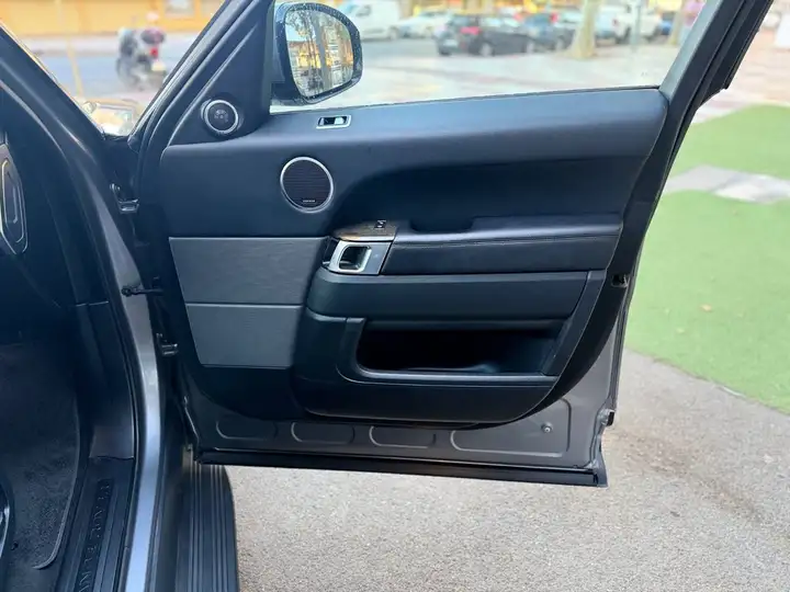 Land Rover Range Rover 2020, foto 25