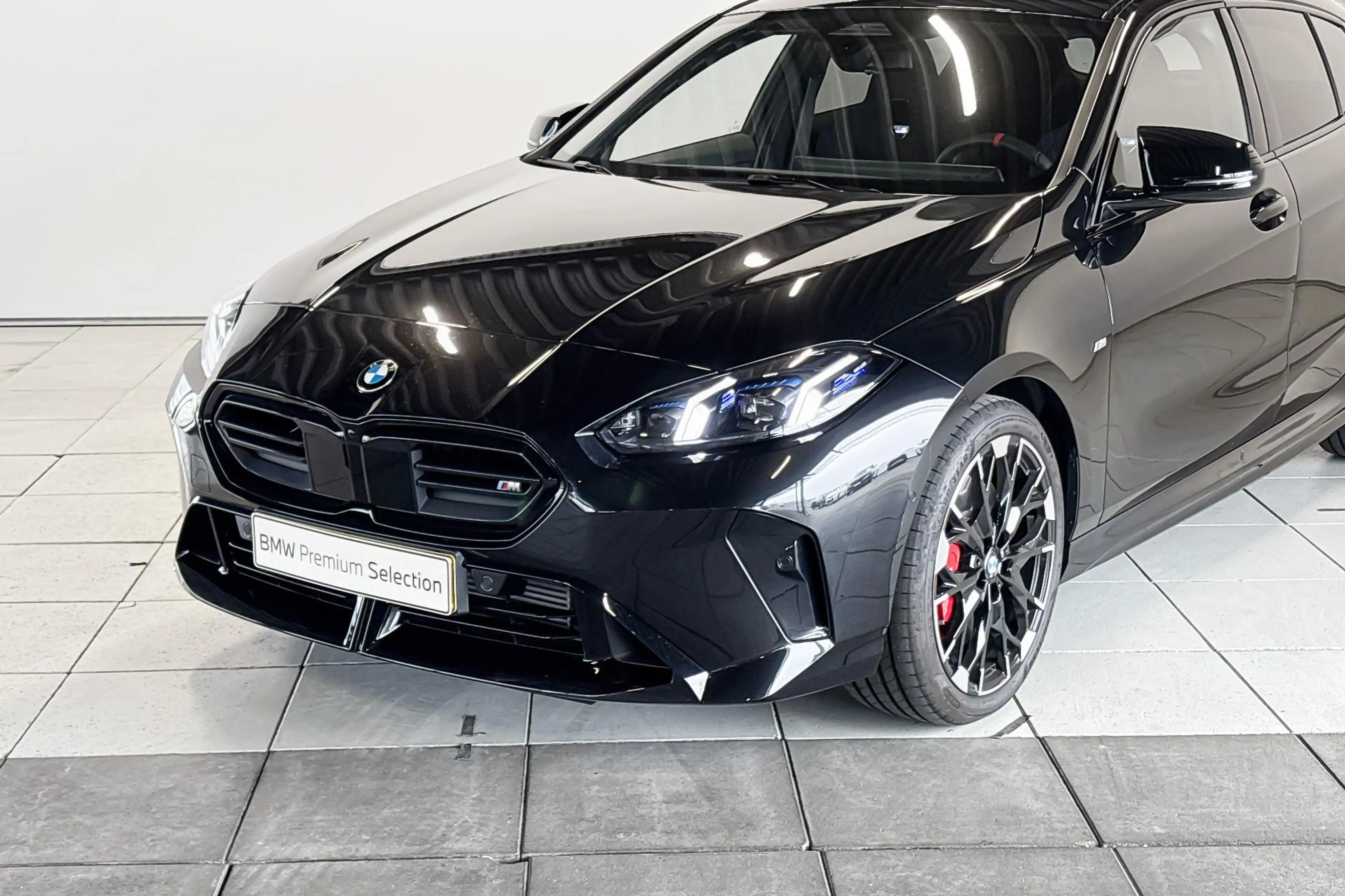 BMW 135 1 Serie M135 xDrive M Sportpakket Pro Premium Pack — photo 2
