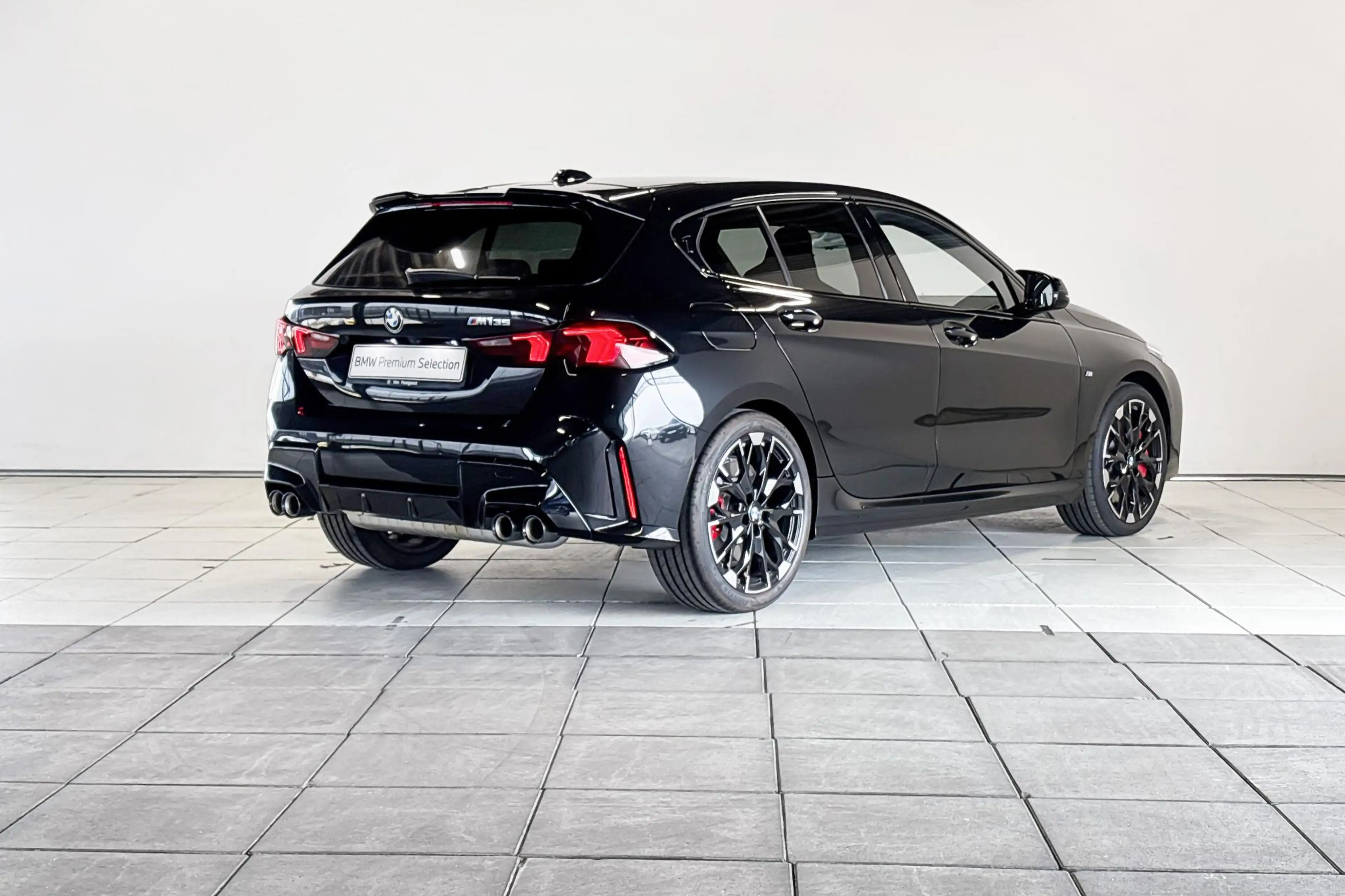 BMW 135 1 Serie M135 xDrive M Sportpakket Pro Premium Pack — photo 8