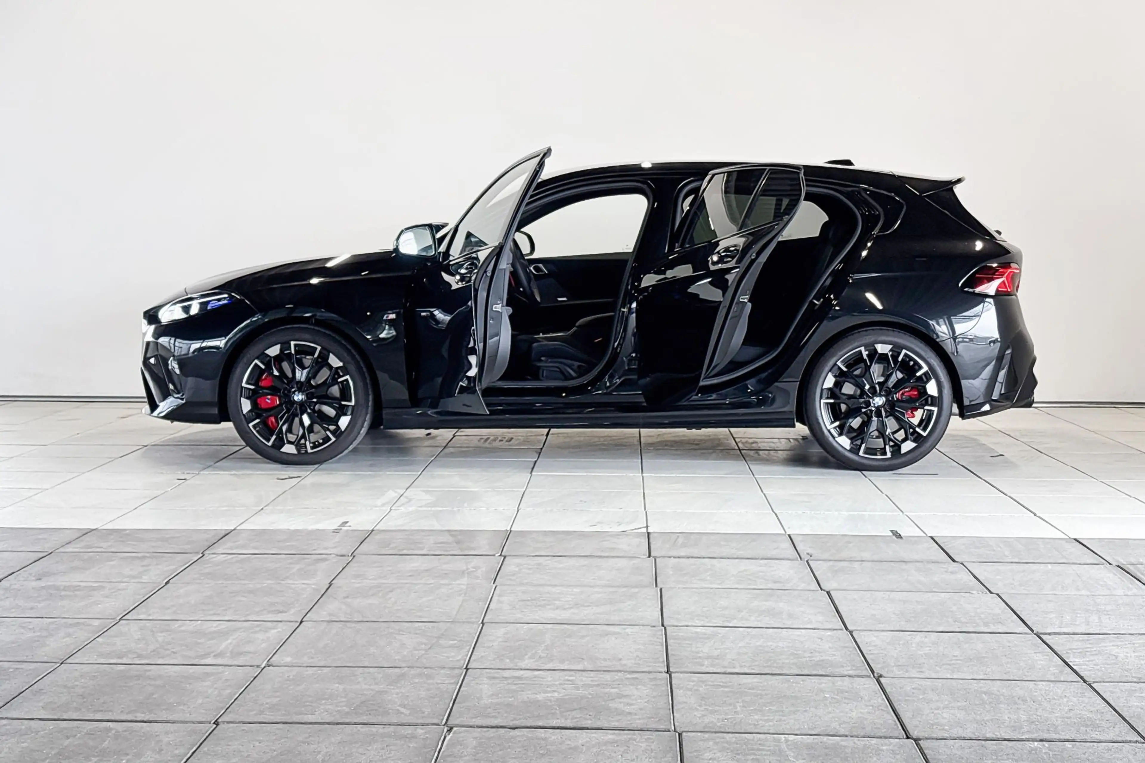 BMW 135 1 Serie M135 xDrive M Sportpakket Pro Premium Pack — photo 4