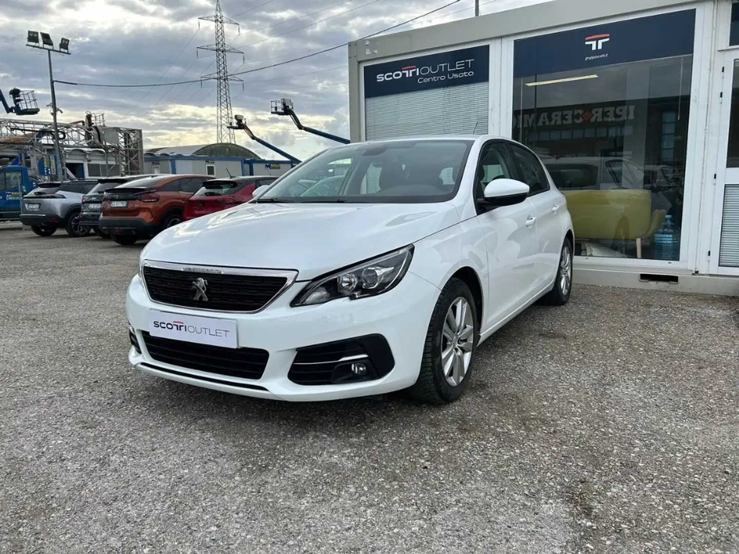 Peugeot 308 BlueHDi 130 S&S Active Pack Weiß - 1