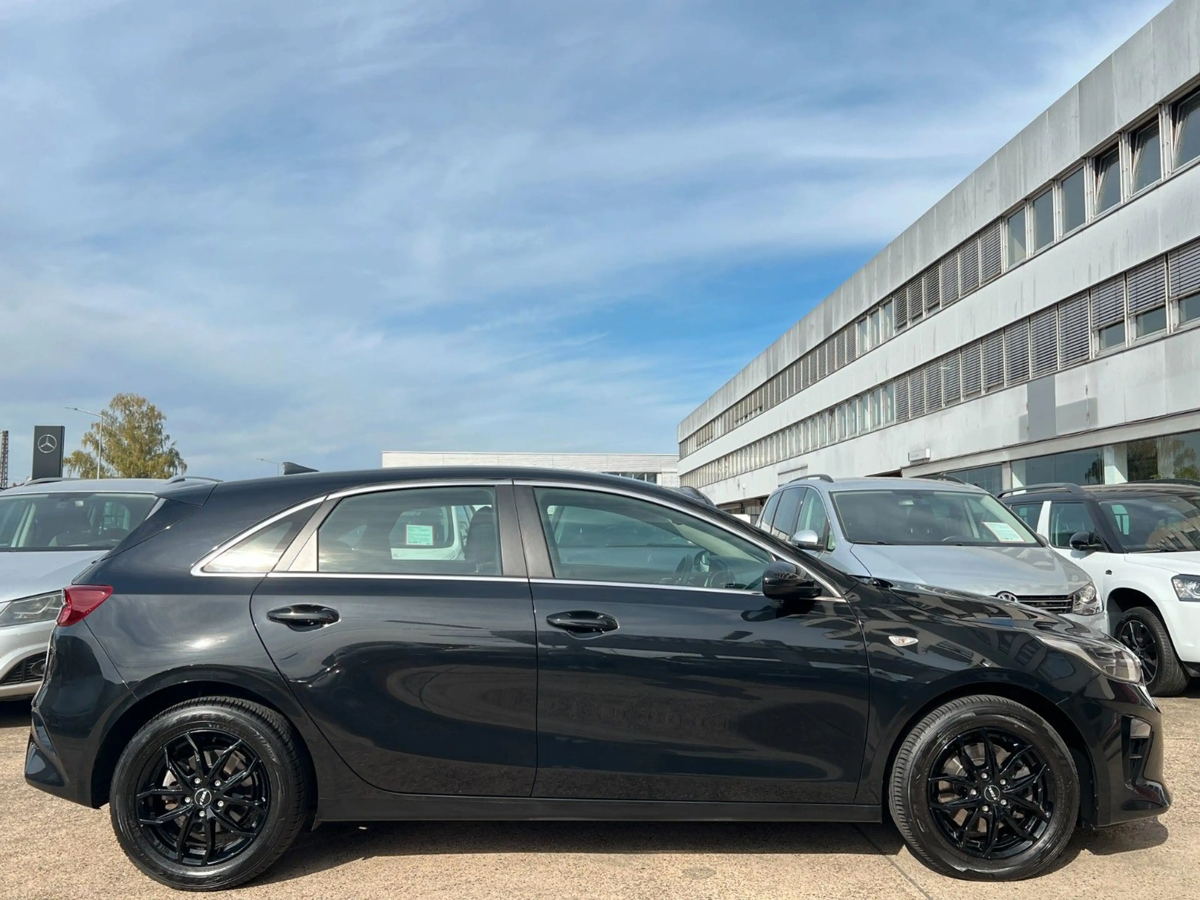 Kia Ceed / cee'd Vision *AUTOMATIK*CARPLAY*NAVI* — photo 5
