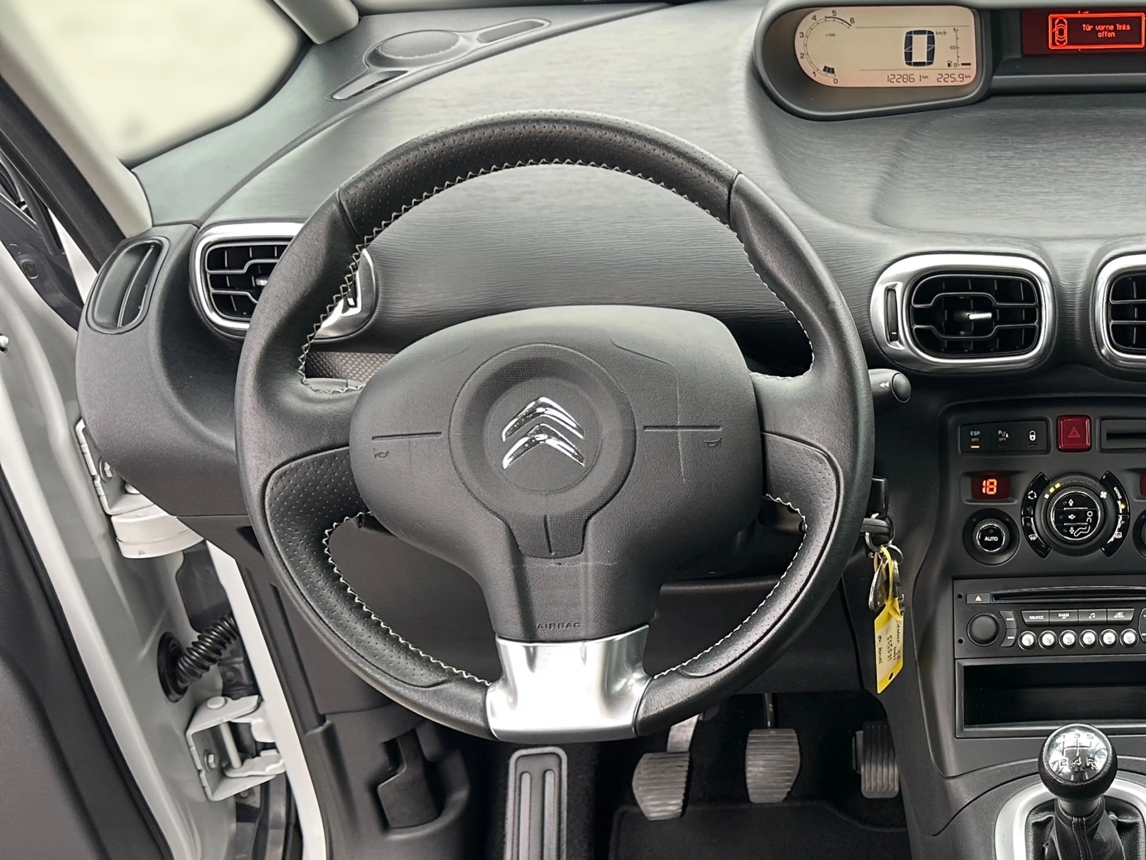 Citroen C3 Picasso C3 Picasso HDi 90 TEMPOMAT+ISOFIX — photo 14