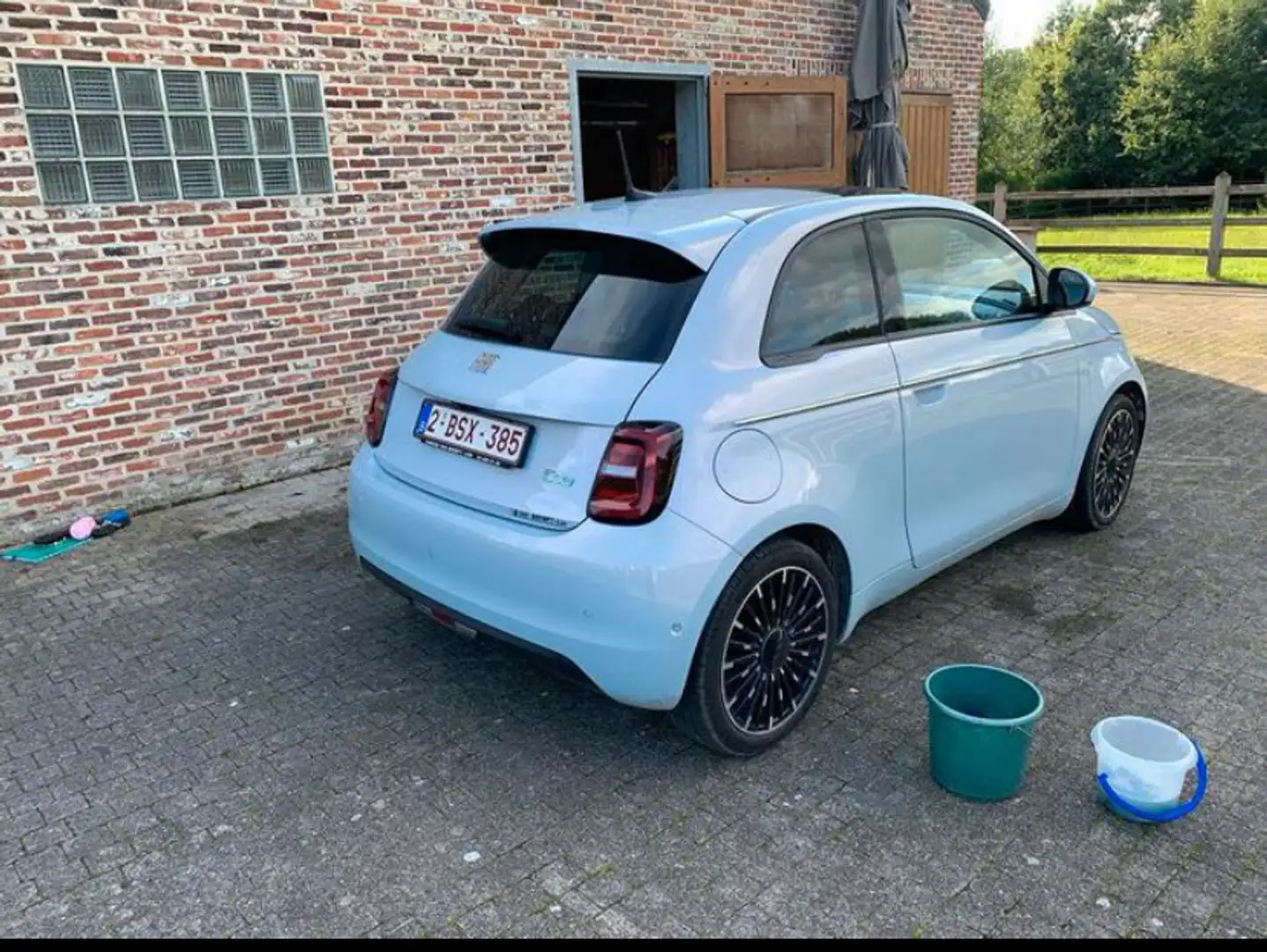 Fiat 500e icon - 2