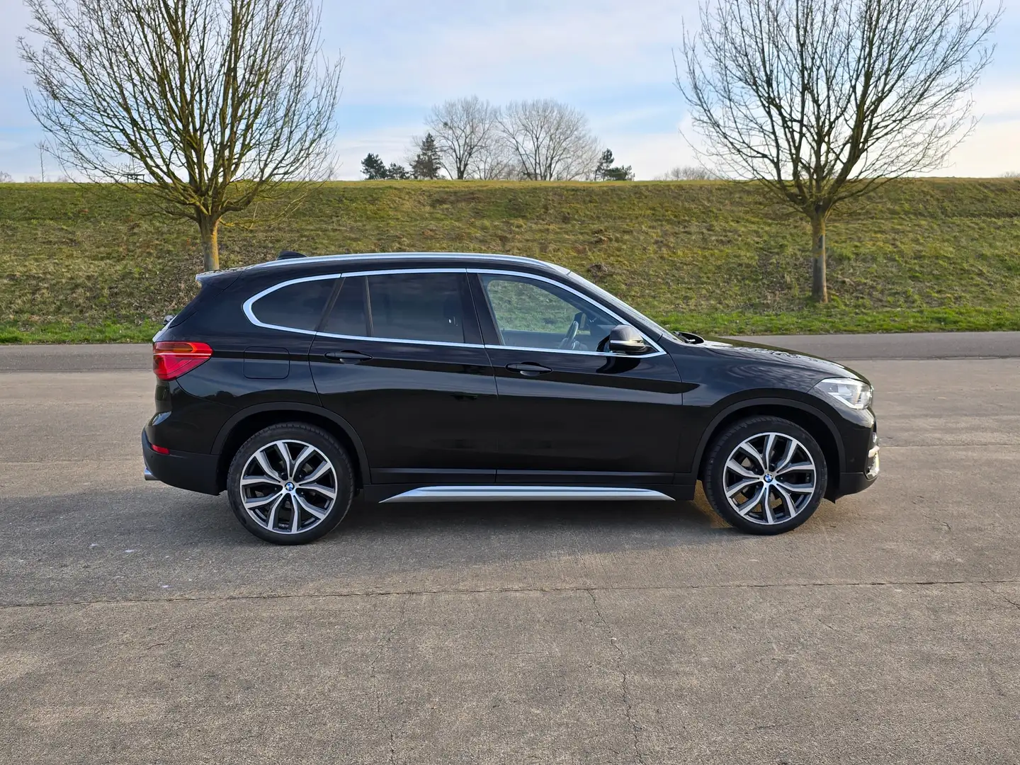 BMW X1 X-line Noir - 2