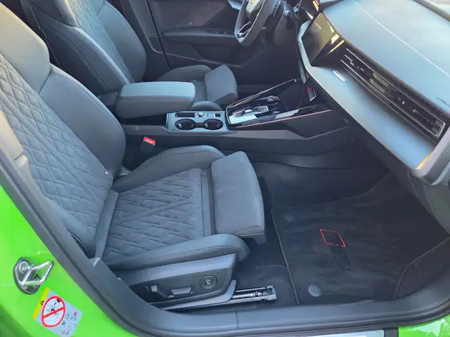 Audi RS3 Massage Panorama Sportauspuff Garantie 4/20231 Ansicht 12