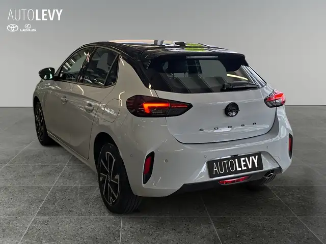 Opel Corsa view 4