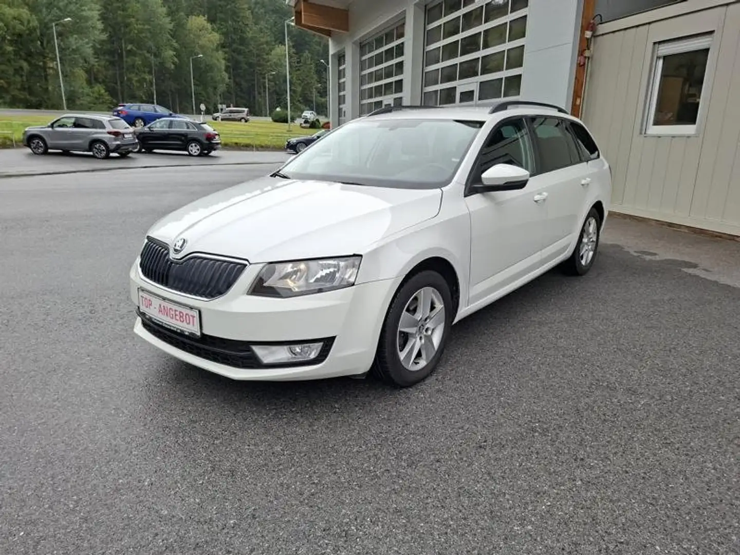 Skoda Octavia Combi Ambition DSG Weiß - 1