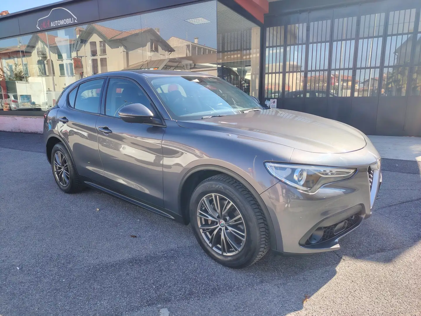 Alfa Romeo Stelvio 2.2 BUSINESS RWD 160CV AUTO MY 19 Grigio - 1