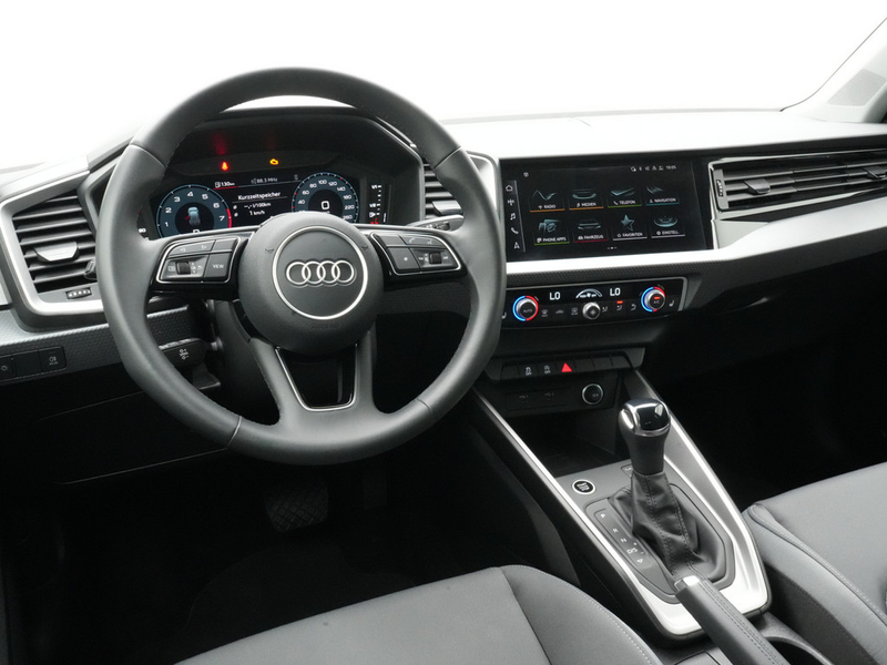 Audi A1 Sportback S line S-TRON 3,99% ZINS PORT NAVI — photo 4