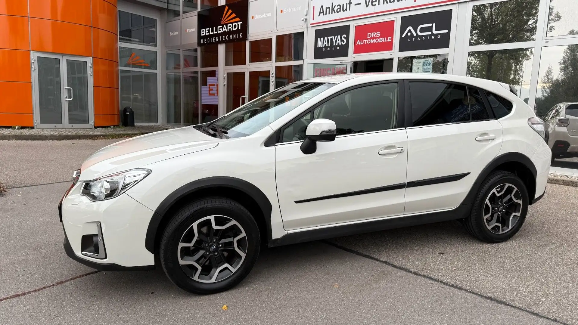 Subaru XV Comfort/Kamera/AHK Weiß - 2