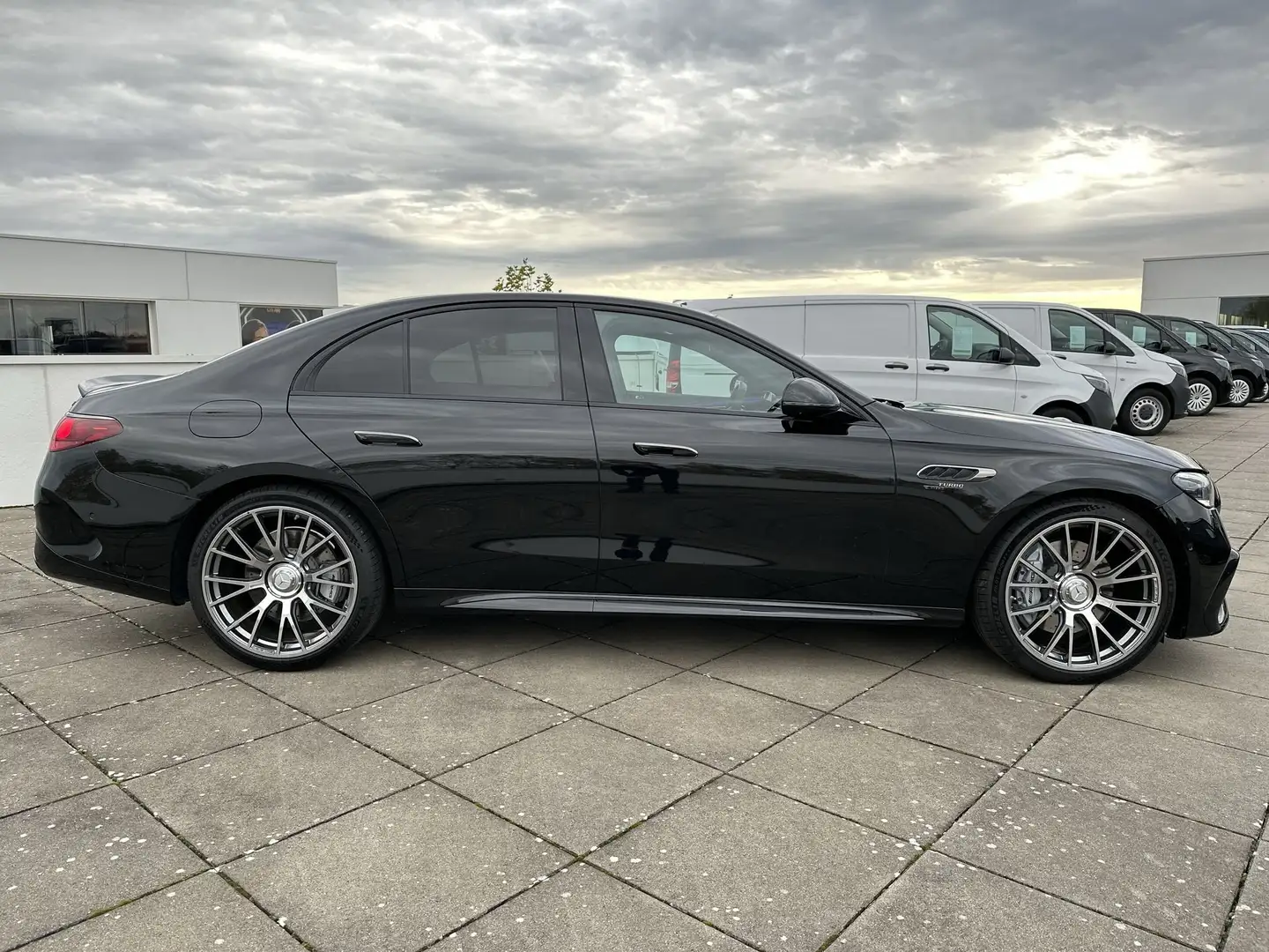 Mercedes-Benz E 53 AMG 21gr Co2/HEAD UP/AMG/21"/GESTUURDE ACHTERAS Noir - 2