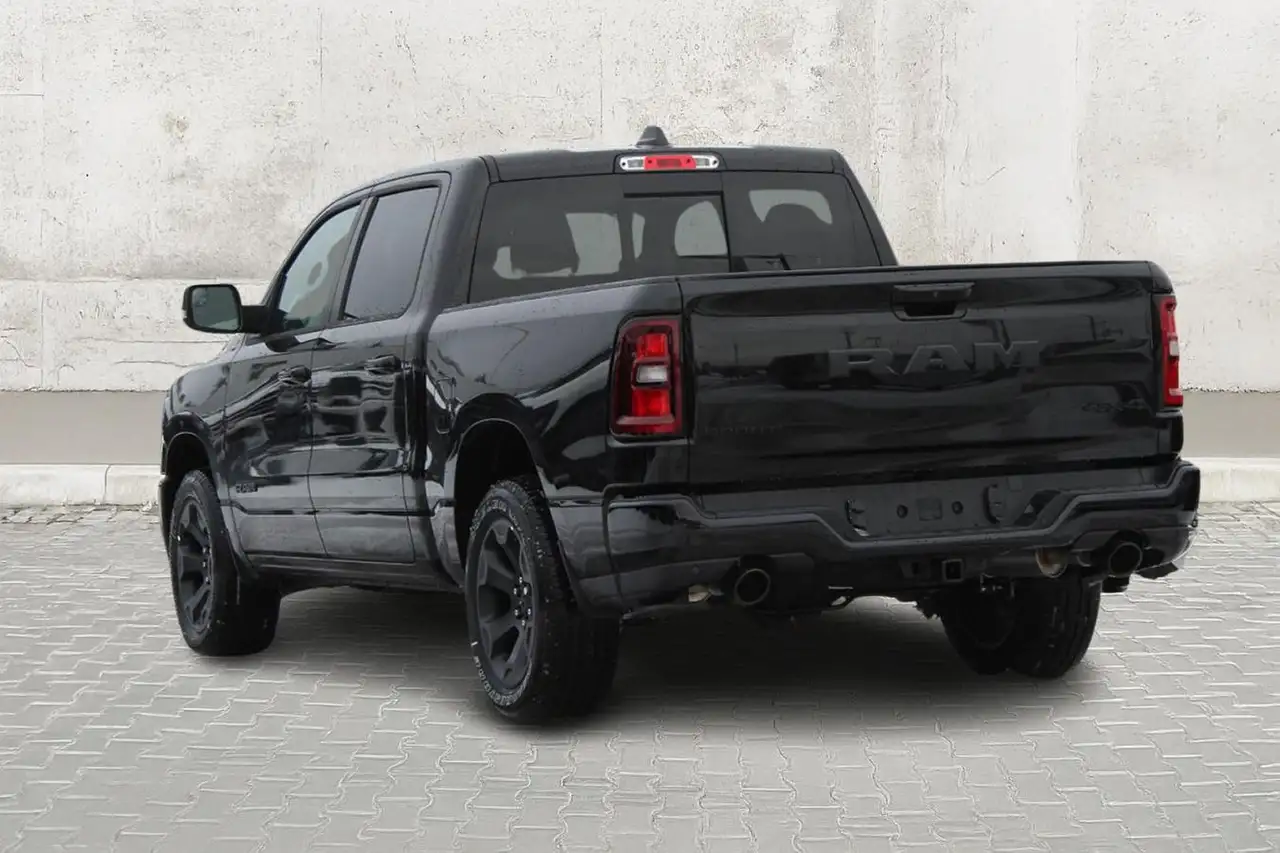 RAM 1500 снимка RAM 1500