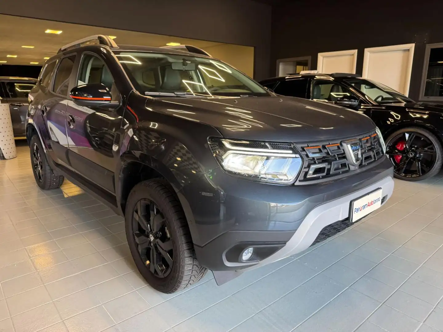 Dacia Duster 1.5 Blue dCi 8V 115 CV 4x2 Extreme Grigio - 1