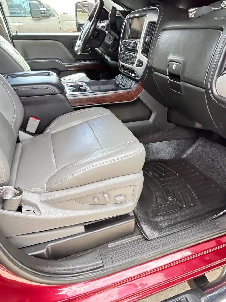 GMC Sierra 1500 снимка GMC Sierra 1500