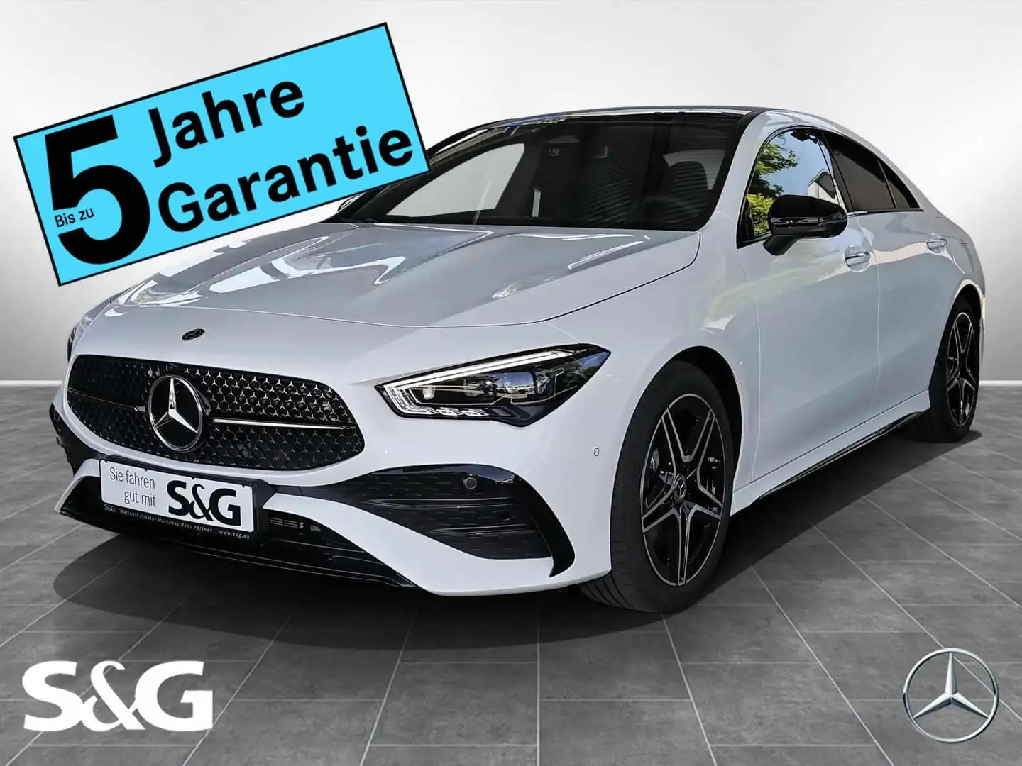 Mercedes-Benz CLA 200 Coupé AMG MBUS+360°+M-LED+Pano+AHK+Night Weiß - 1