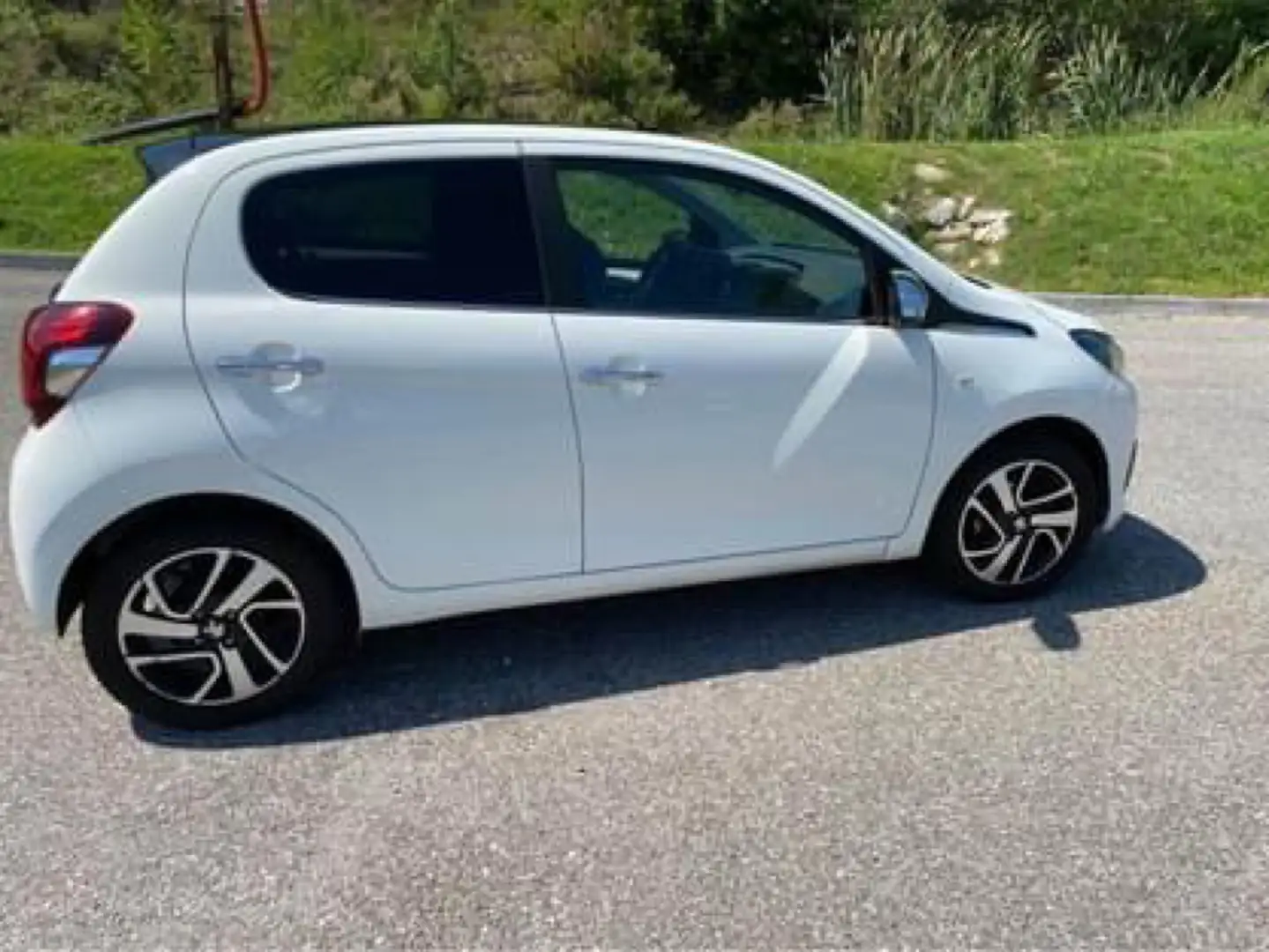 Peugeot 108 5p 1.0 vti 72cv Allure S&S Top - 2