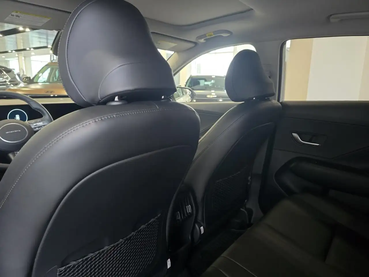 Hyundai KONA снимка Hyundai KONA