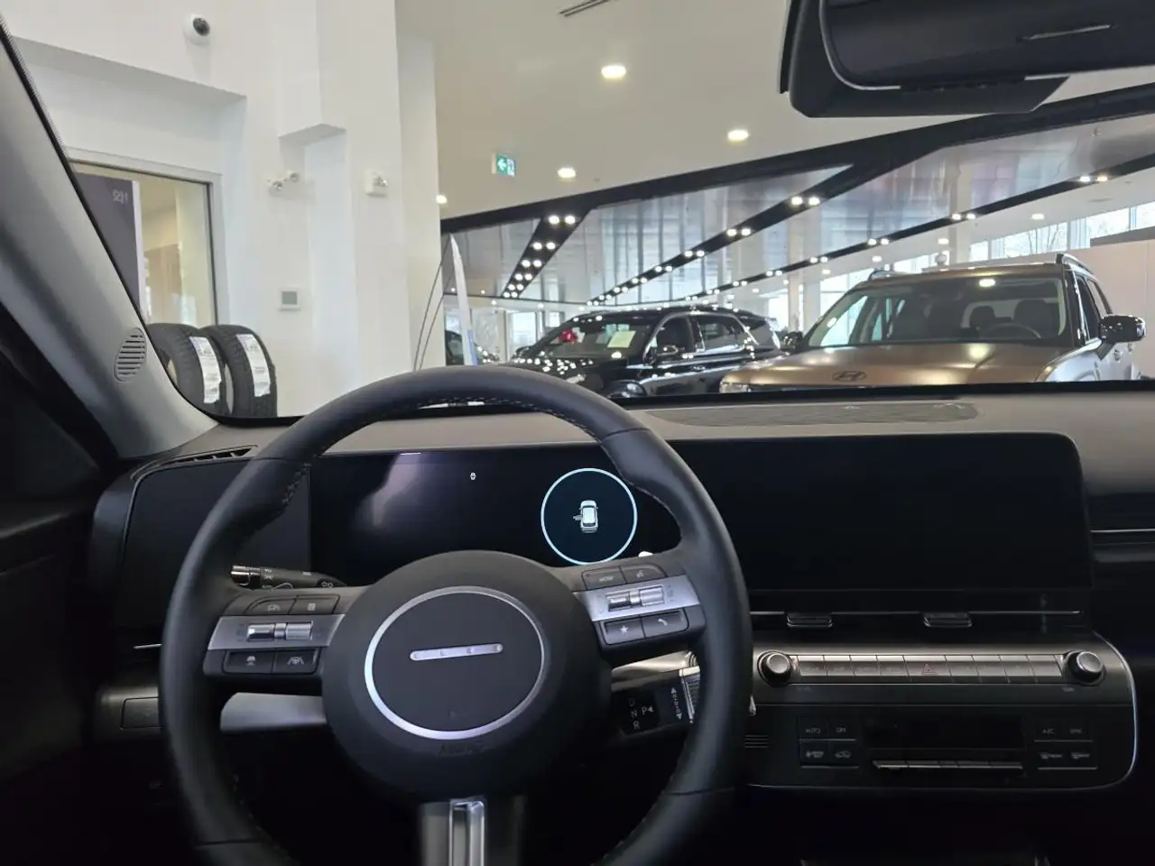 Hyundai KONA снимка Hyundai KONA