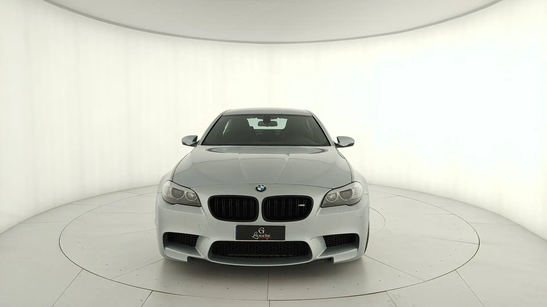 BMW M5 4.4 V8 auto Argent - 2