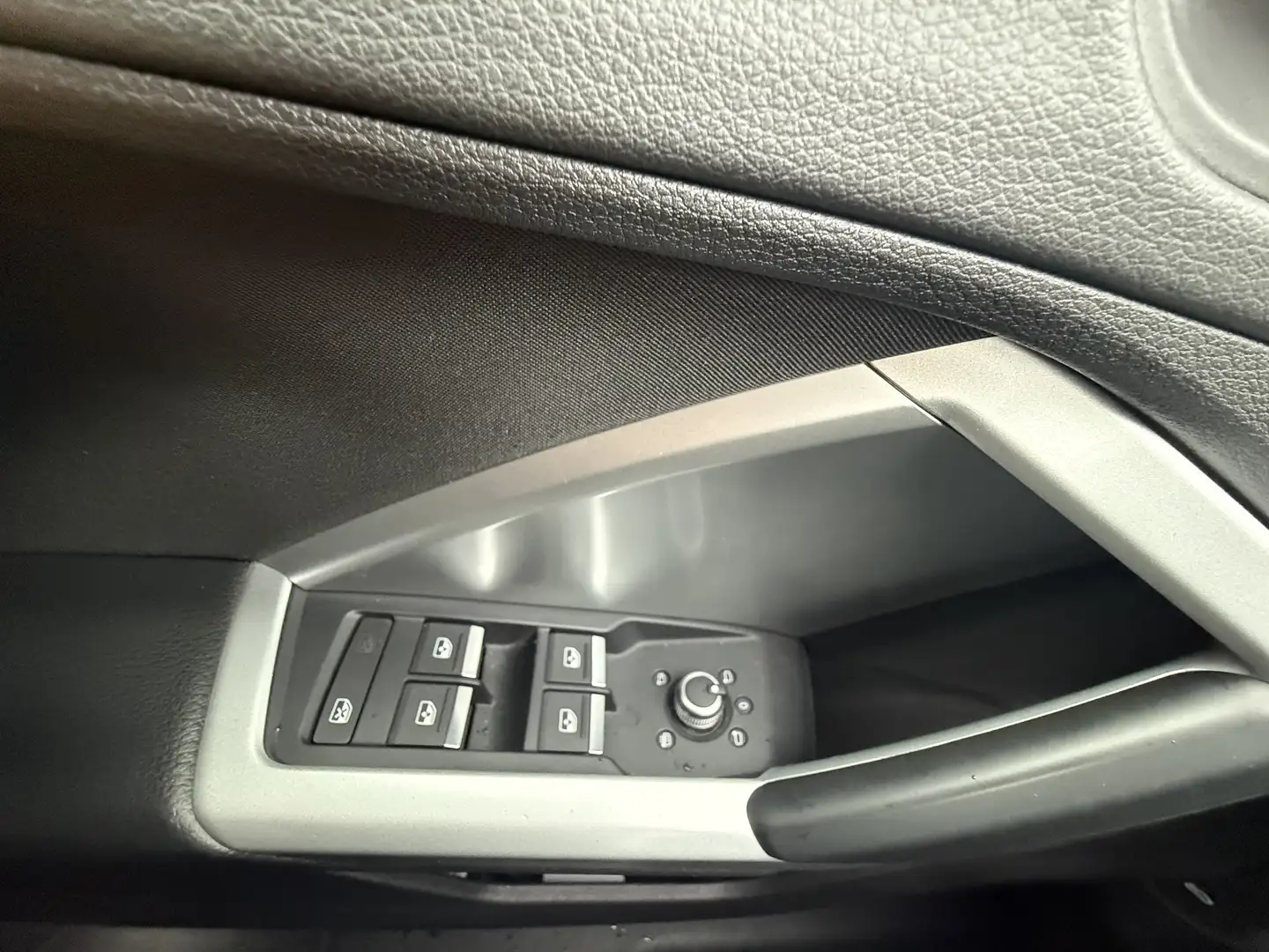 Audi Q3 35 TFSI S-tronic advanced - 2