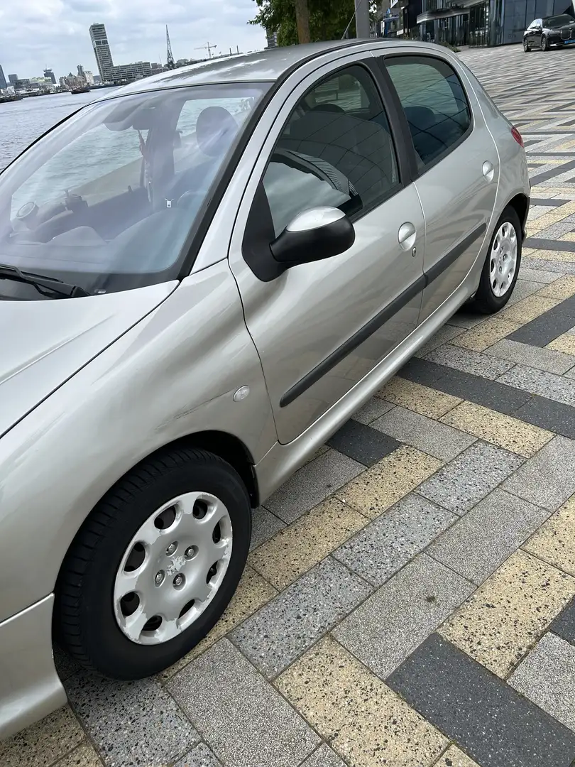 Peugeot 206 1.6-16V Gentry Grijs - 2