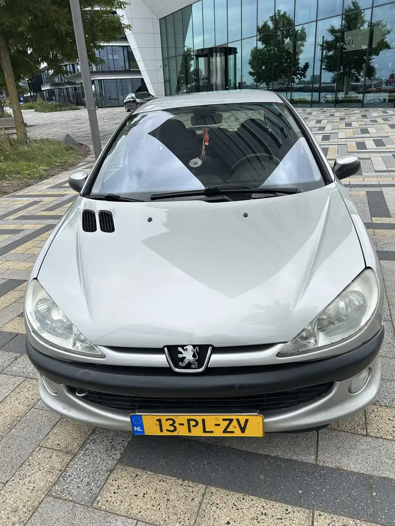 Peugeot 206 1.6-16V Gentry Grijs - 1