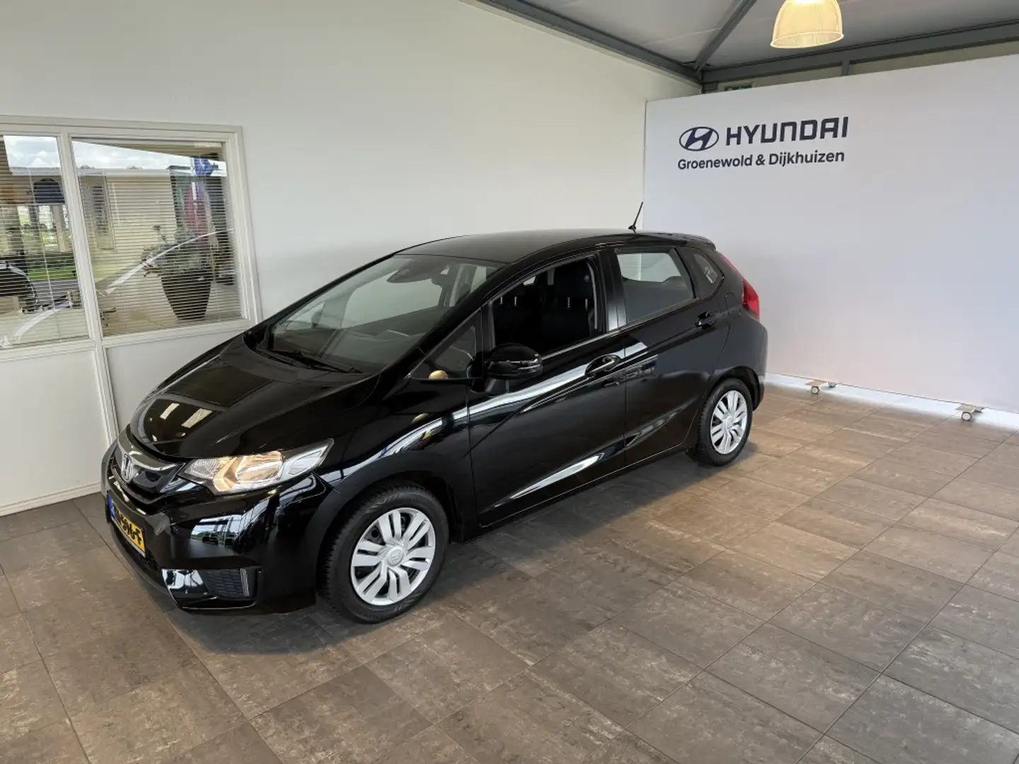 Honda Jazz 1.3 i-VTEC Trend Zwart - 2