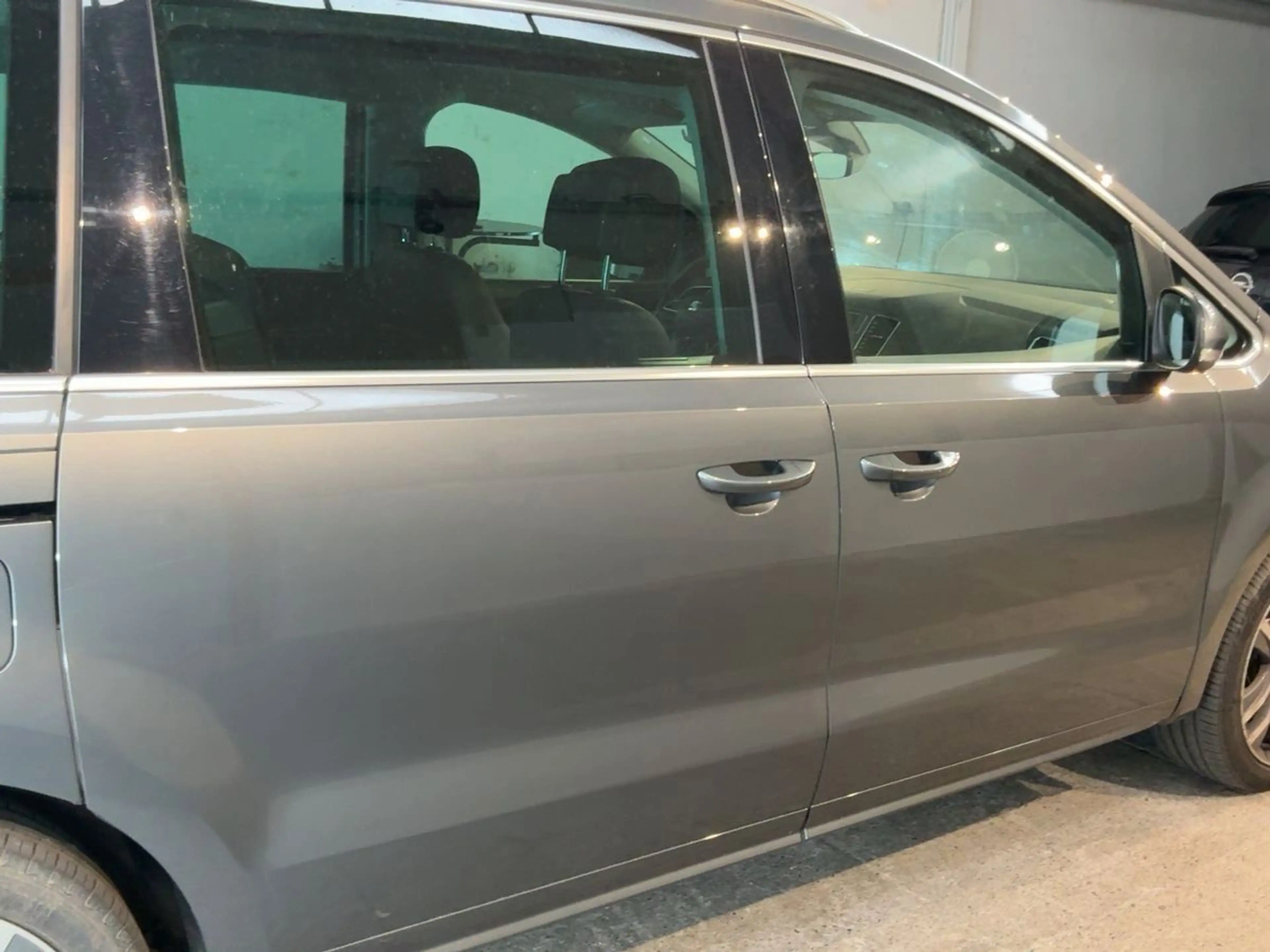 SEAT Alhambra FR-Line 7Sitz *AHK*STHZ*PAN*APP*ACC*SHZ — photo 8