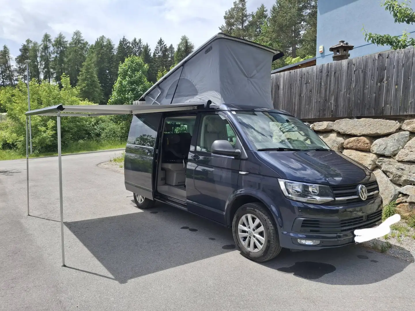 Volkswagen T6 California California Beach 2,0 TDI BMT DSG Beach Blau - 1
