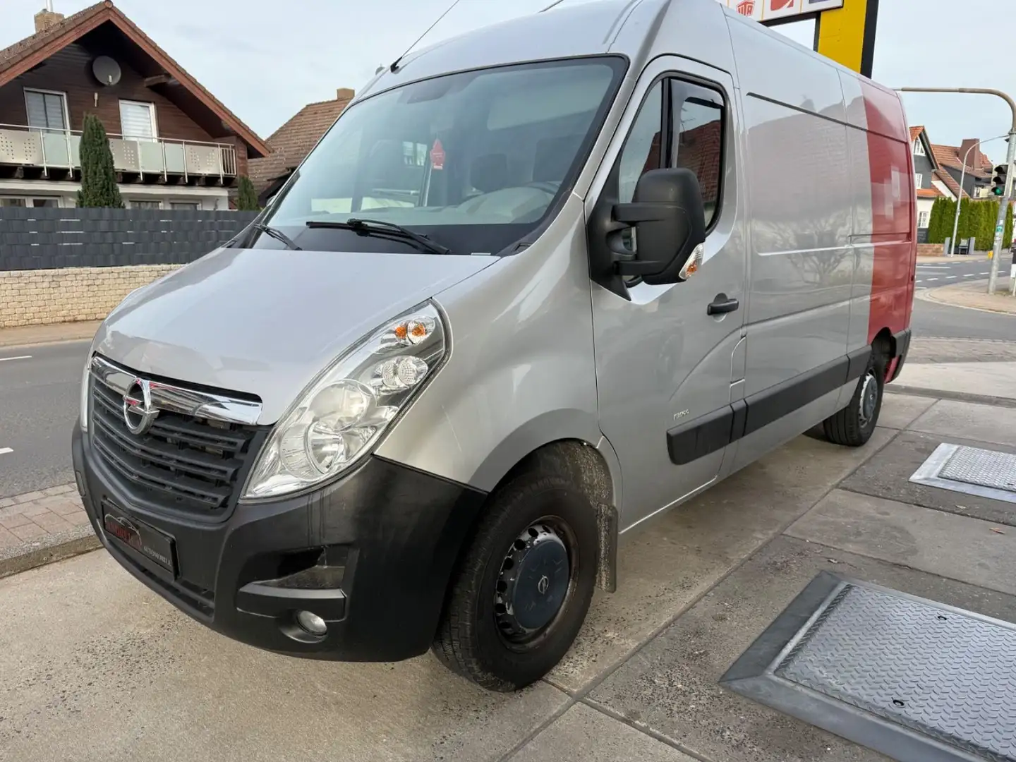 Opel Movano B Kasten/Kombi HKa L2H2 3,5t / AHK/SHZ Argent - 2