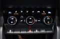 Skoda Karoq 1.5 TSI Sportline|19 inch|Camera|Apple carplay Zwart - thumbnail 16