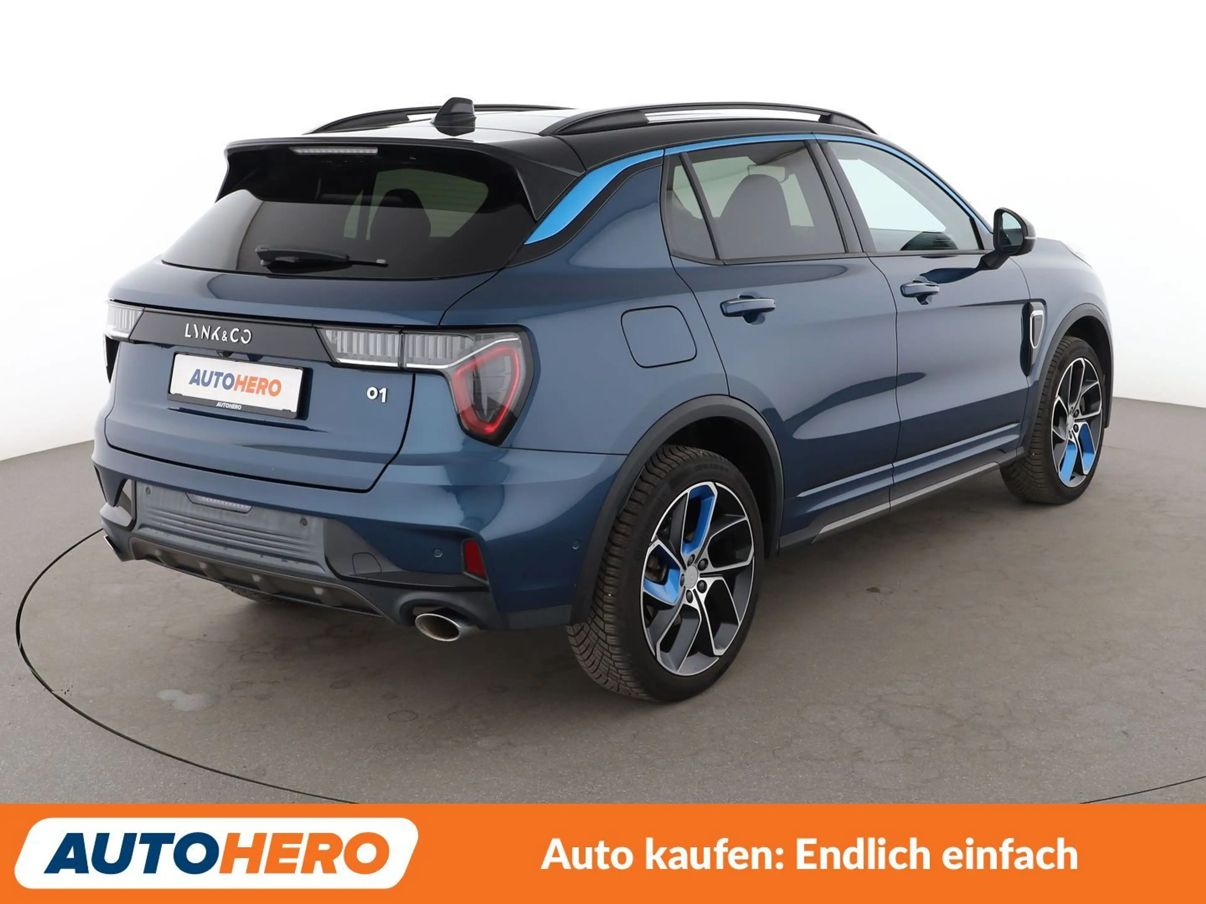 Lynk & Co 01 1.5 Plug-in Hybrid Aut.*NAVI*LED*ACC*SHZ*INFINITY* — photo 6